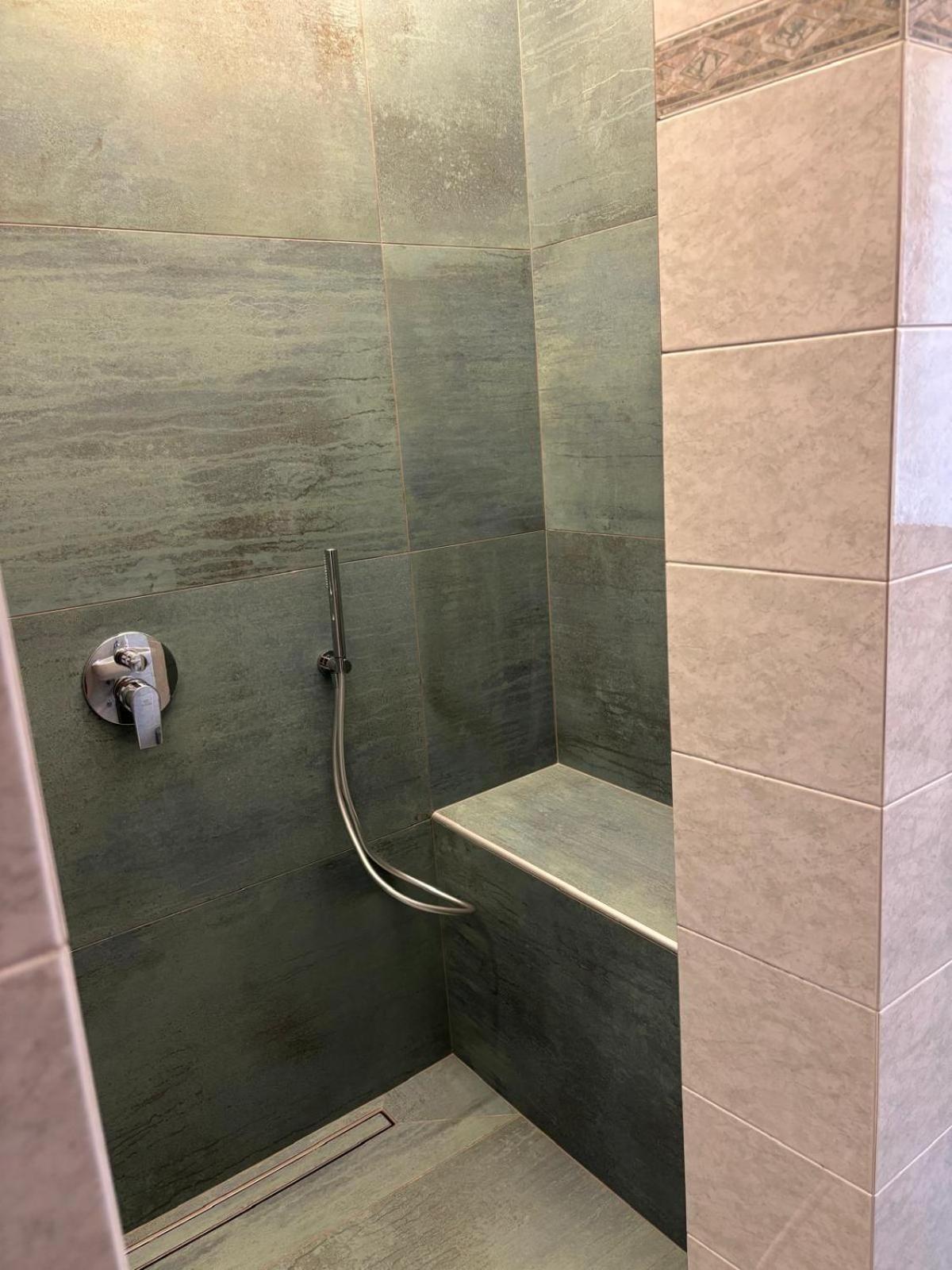 Appartamento Gelsomino Riva di Solto Exterior foto