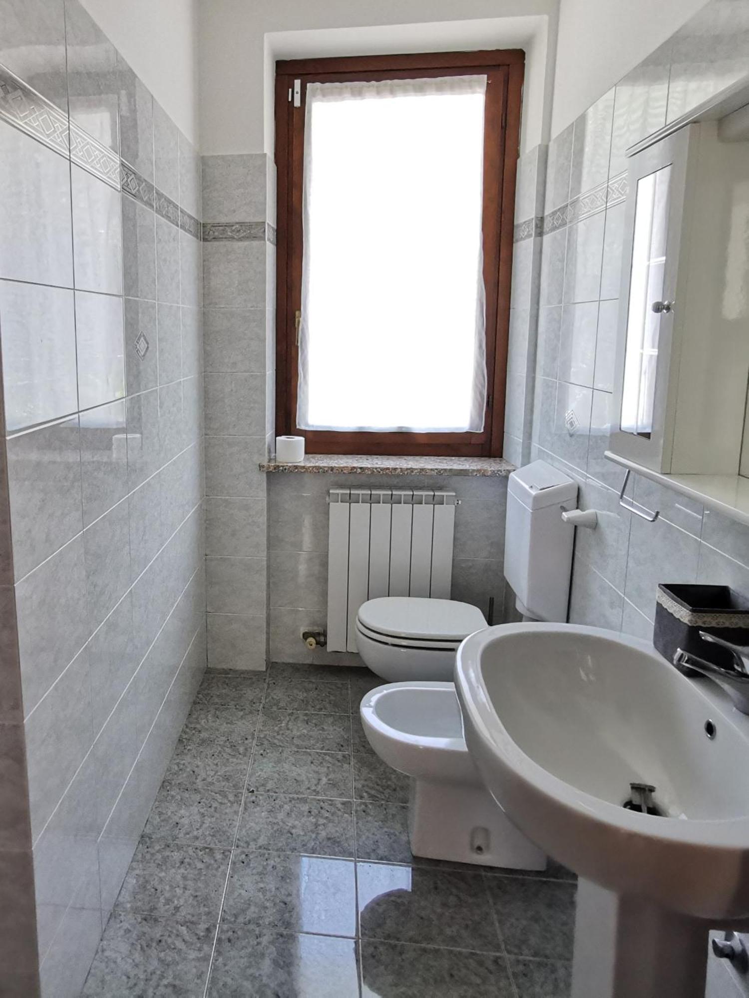 Appartamento Gelsomino Riva di Solto Exterior foto